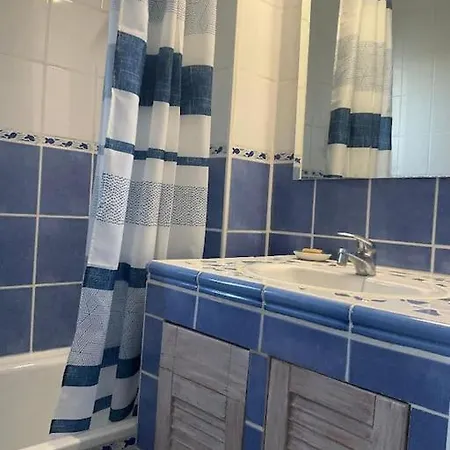 Appartement Le Coquet T2 A 50 M De La *